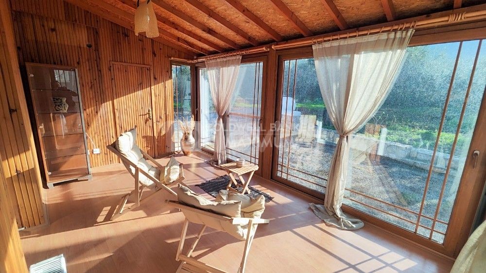 Girne Lapta Bölgesinde Özel Havuzlu Kiralık 4+2 Villa