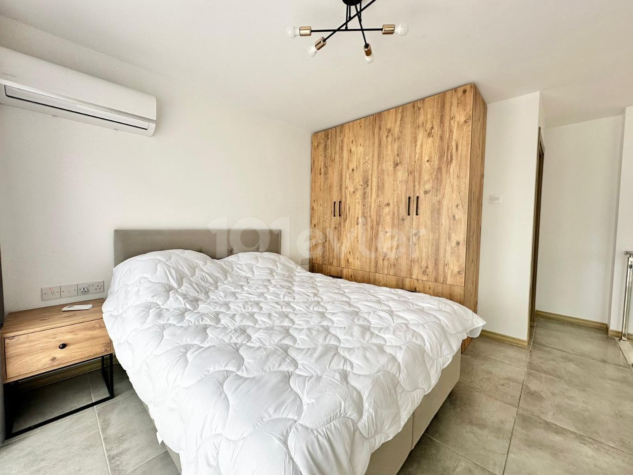 Полностью новая меблированная квартира-лофт 1+1 в аренду в районе Кирения Алсанджак