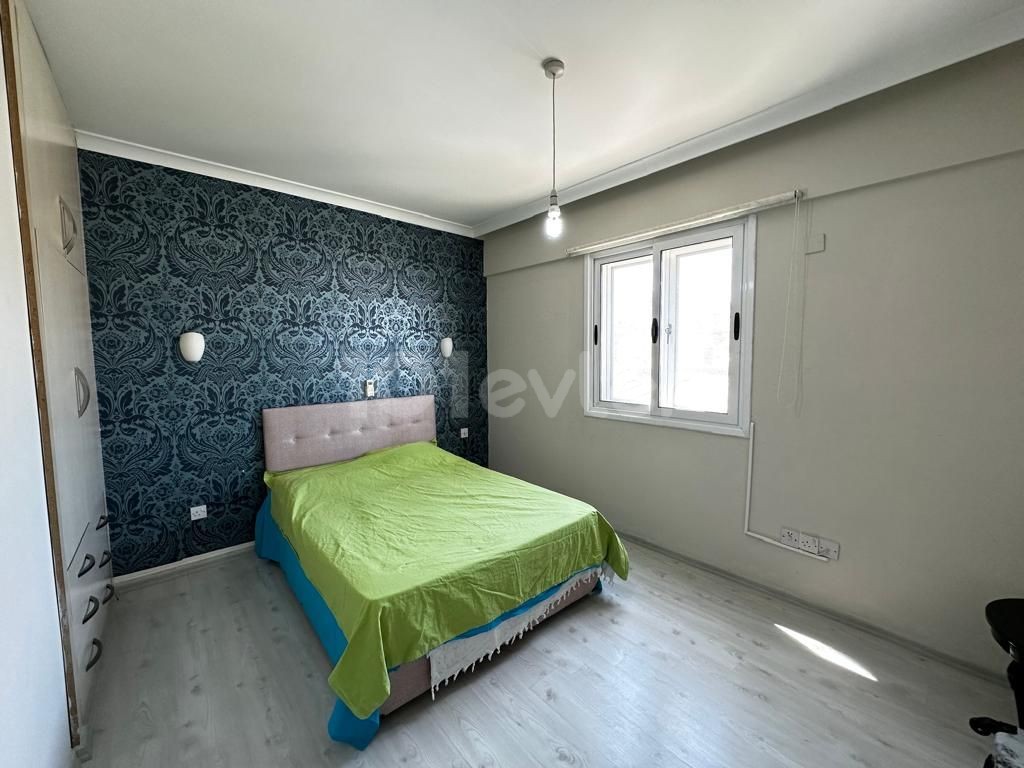 KKTC Girne Merkez Çarşıya 5 Dakika Yürüme Mesafesinde Kiralık 2+1 Eşyalı Daire