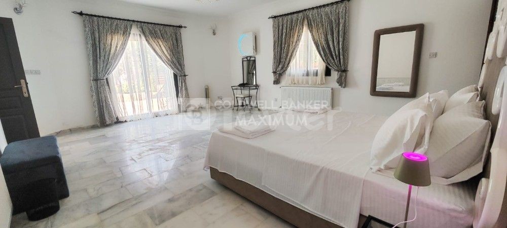 4+1 Villa zu vermieten mit privatem Pool und Landschaft in Çatalköy, Kyrenia