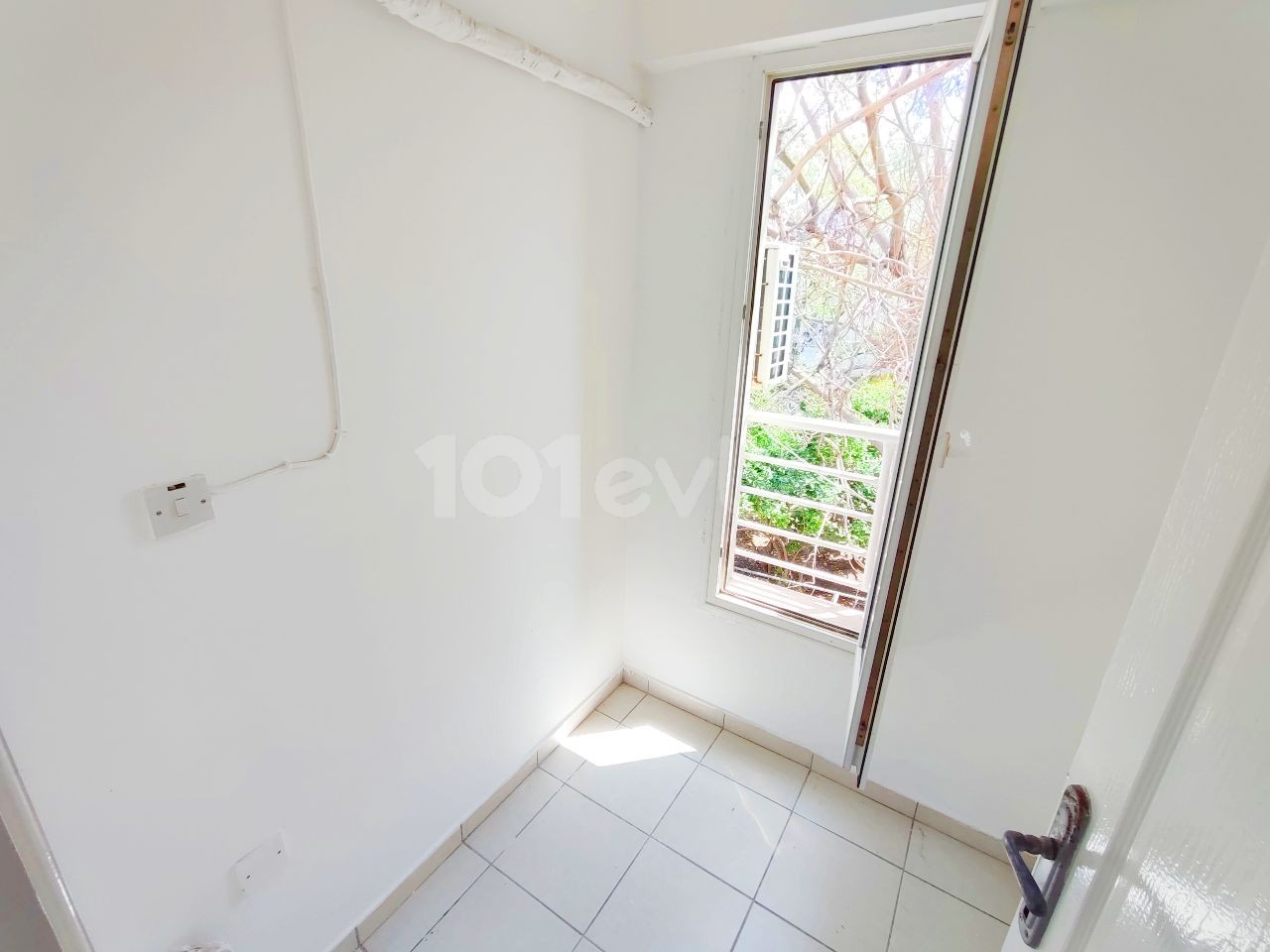 Flat To Rent in Girne Merkez, Kyrenia