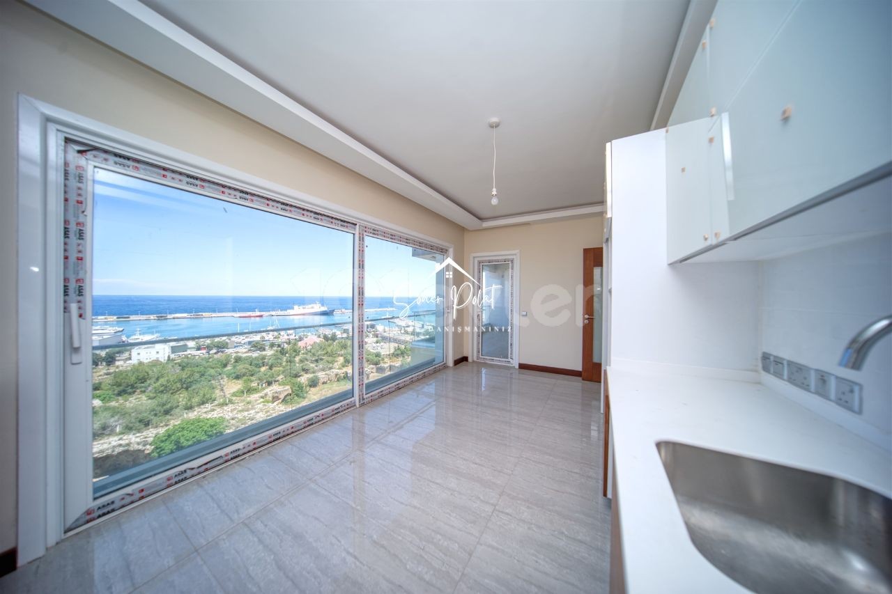 3+1 Apartment am Wasser mit freiem Meerblick im Zentrum von Kyrenia, Zypern!