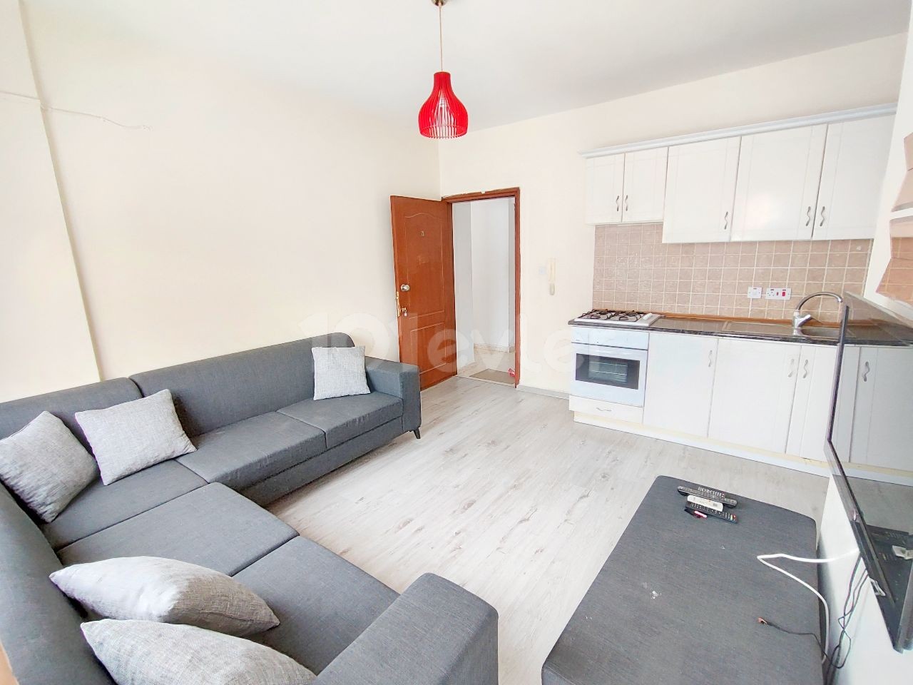 1+1 Studentenwohnung zur Miete mit Balkon im Kyrenia Center