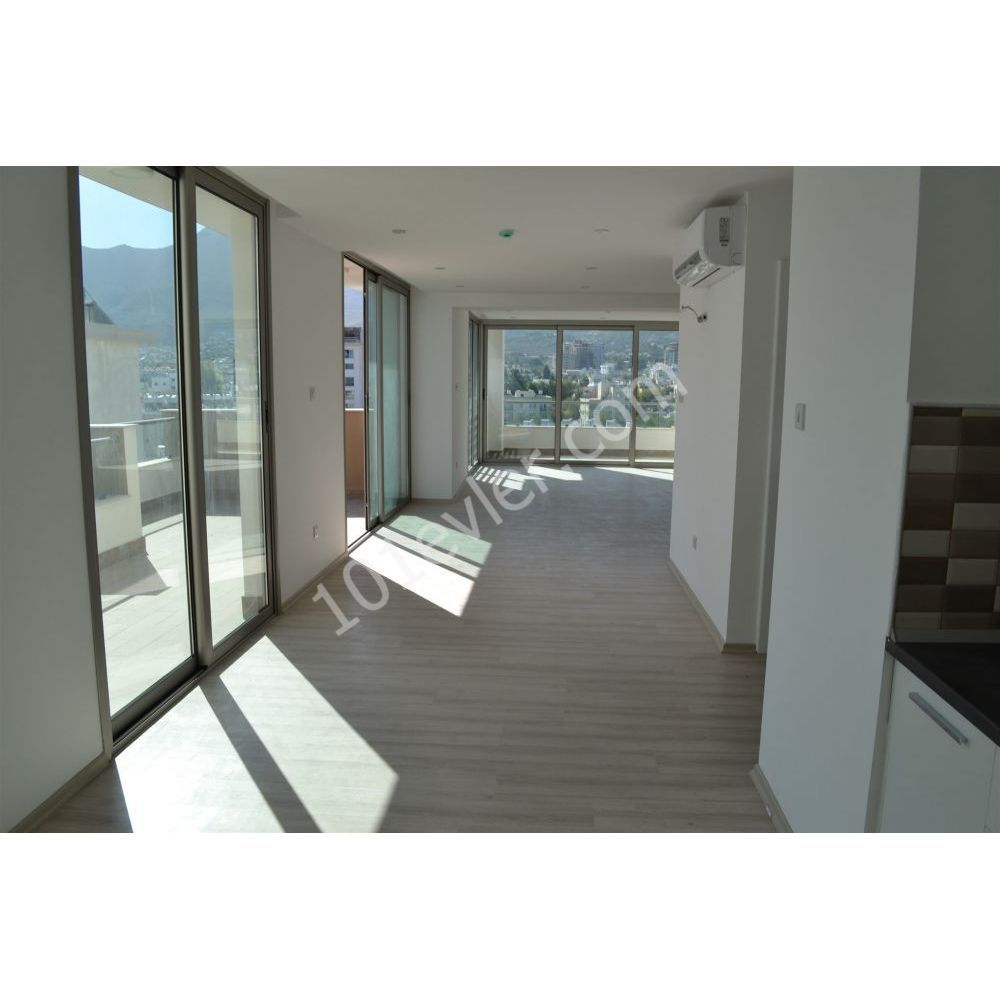 Penthouse Kaufen in Girne Merkez, Kyrenia