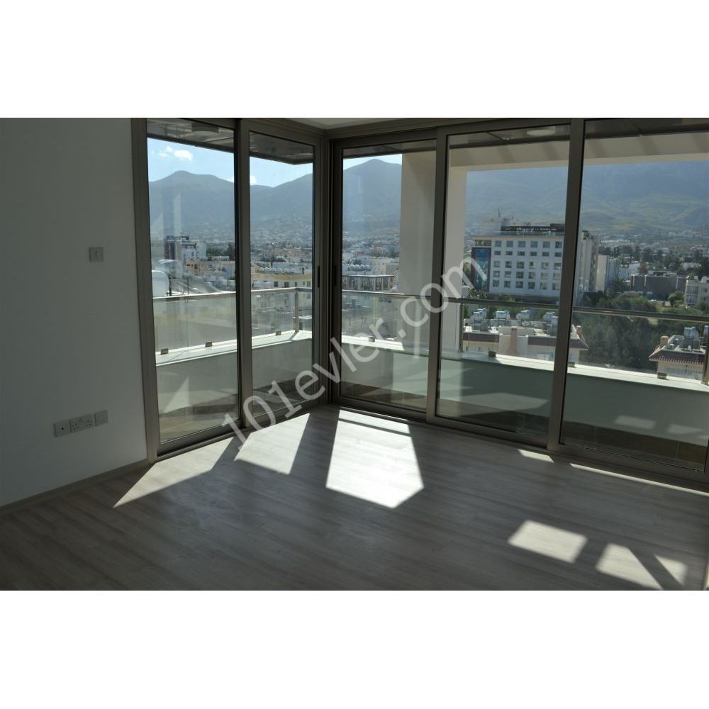 Penthouse Kaufen in Girne Merkez, Kyrenia