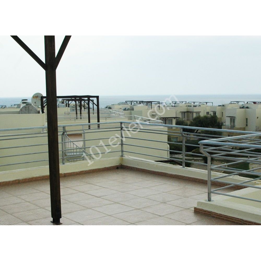 Girne Esentepe Bölgesinde Satılık 2+1 Penthouse Daire- RANA SHAIL 0533 869 9602