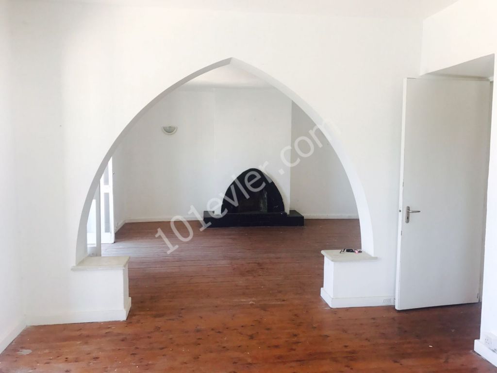 Duplex 3+1 Apartment For Sale in the Historical Kyrenia Harbour
