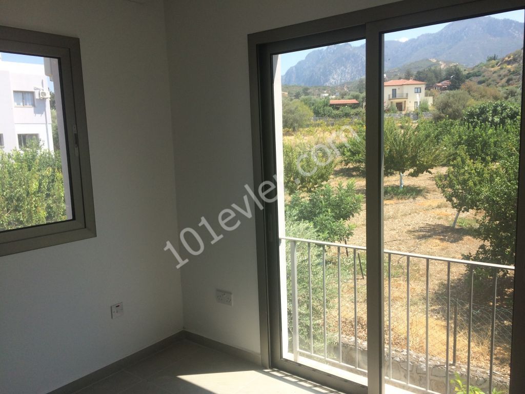 Flat For Sale in Alsancak, Kyrenia