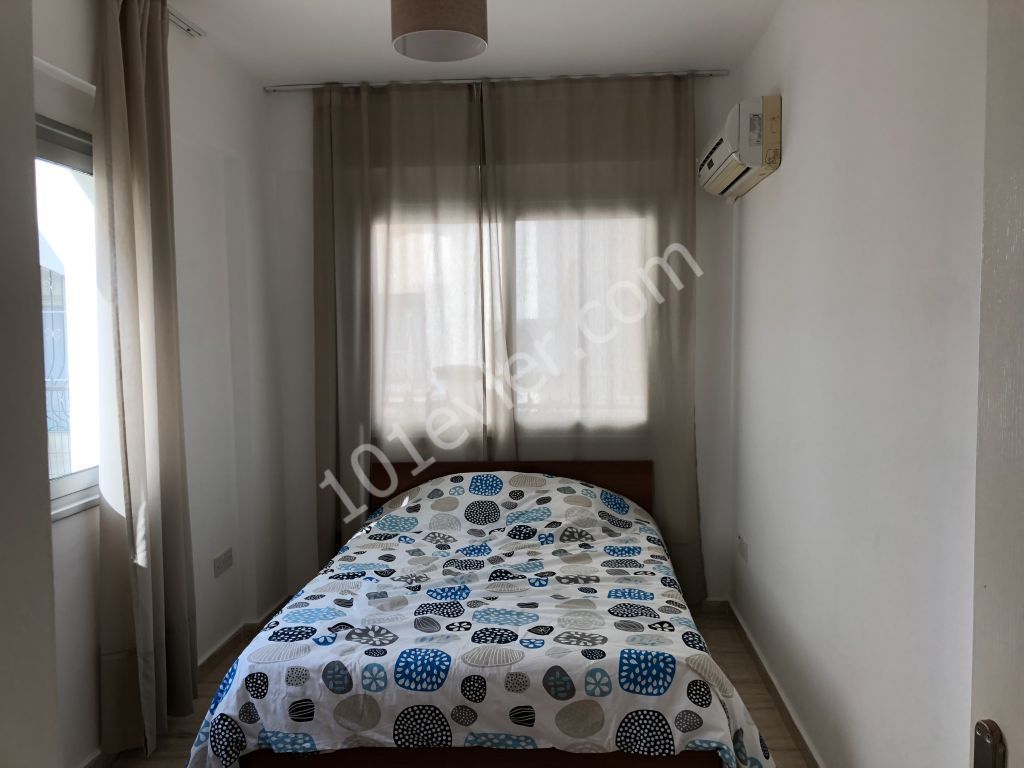 KIBRIS GİRNE MERKEZ DE 2+1 EŞYALI 90 M2 GENİŞ DAİRE