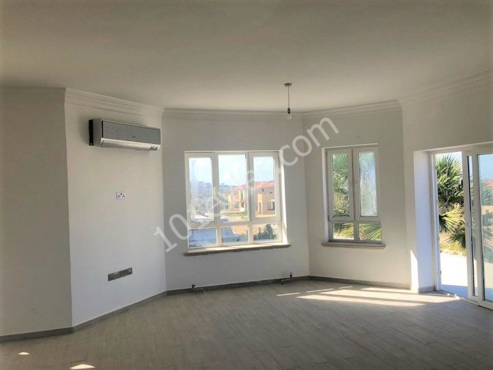 ÇATALKÖY DE 4+1 FUL DENİZ MANZALi 137.000 STG VİLLA