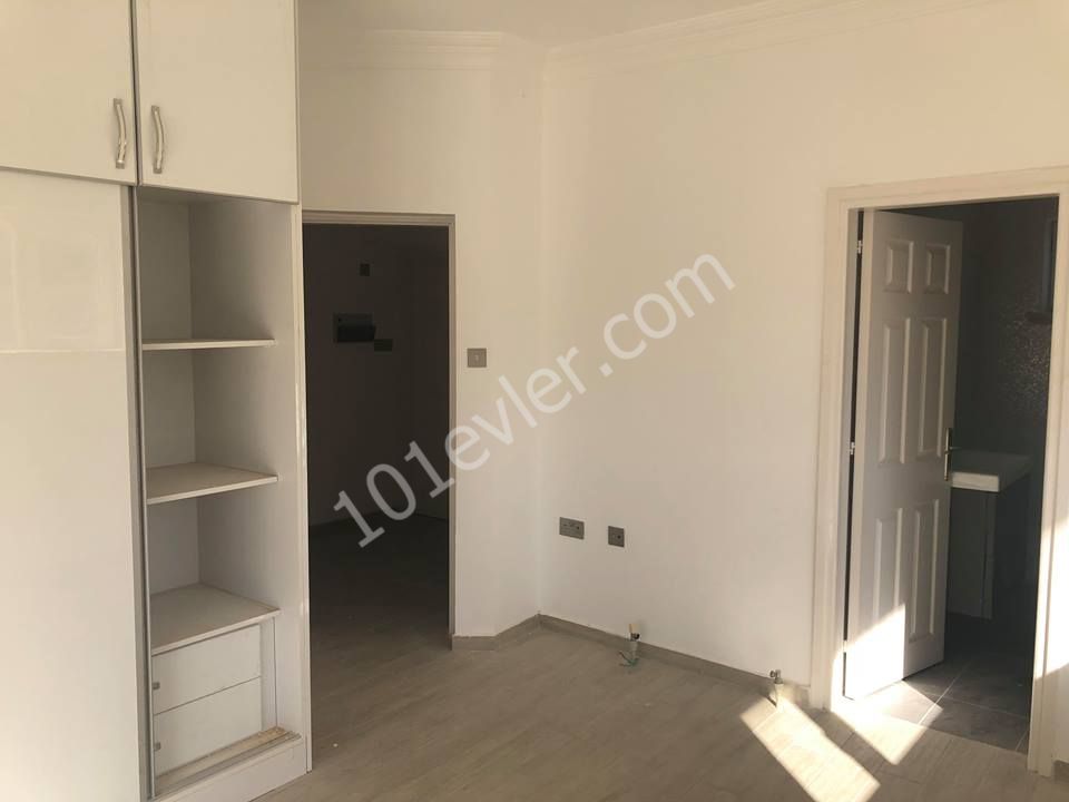 ÇATALKÖY DE 4+1 FUL DENİZ MANZALi 137.000 STG VİLLA