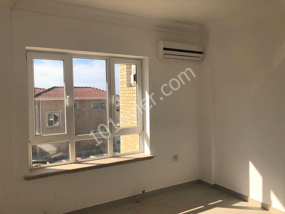 ÇATALKÖY DE 4+1 FUL DENİZ MANZARALI  165.000 STG VİLLA