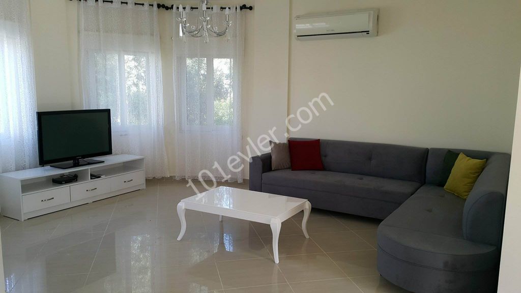 Girne Edremit'te Kiralık 3+1 Eşyalı Villa- RANA SHAIL 0533 869 9602