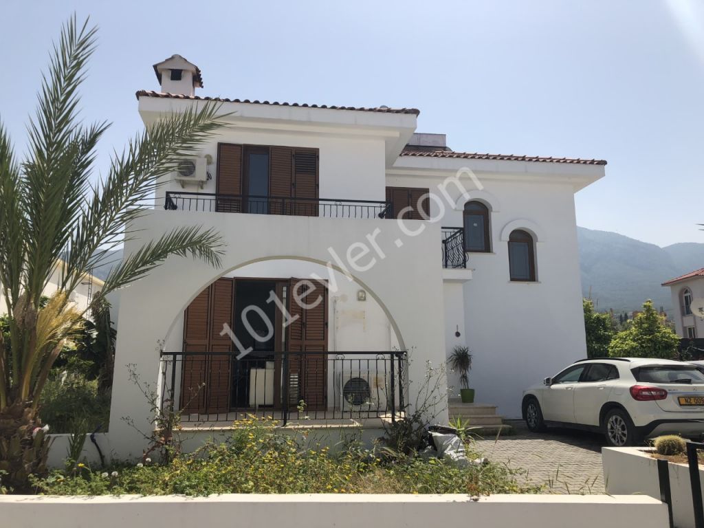 Villa Kaufen in Bellapais, Kyrenia