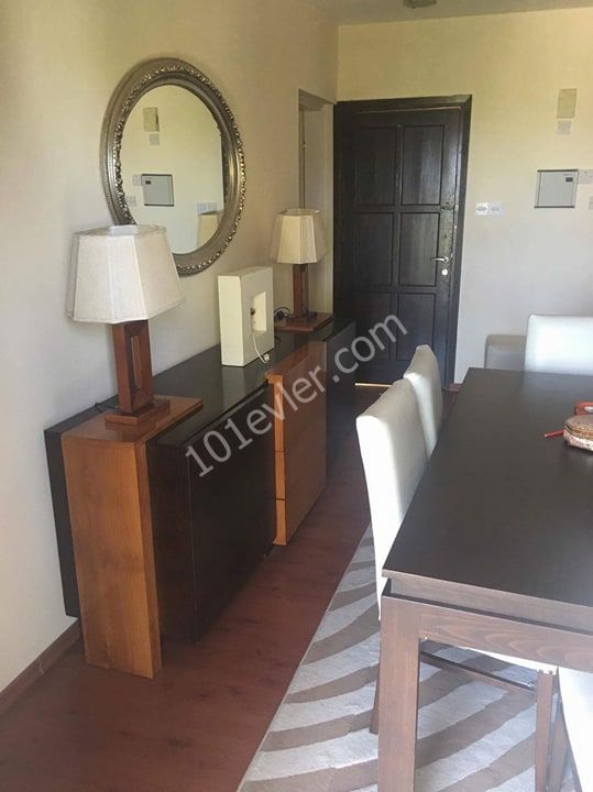 Flat To Rent in Zeytinlik, Kyrenia