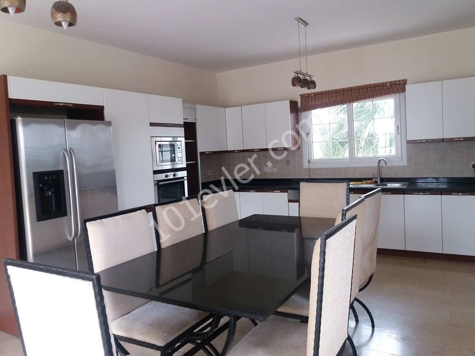 Villa To Rent in Lapta, Kyrenia