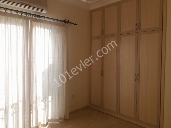 Flat To Rent in Ozanköy, Kyrenia