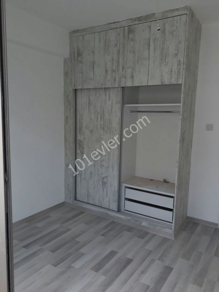 Girne merkezde satılık 2+1 daire