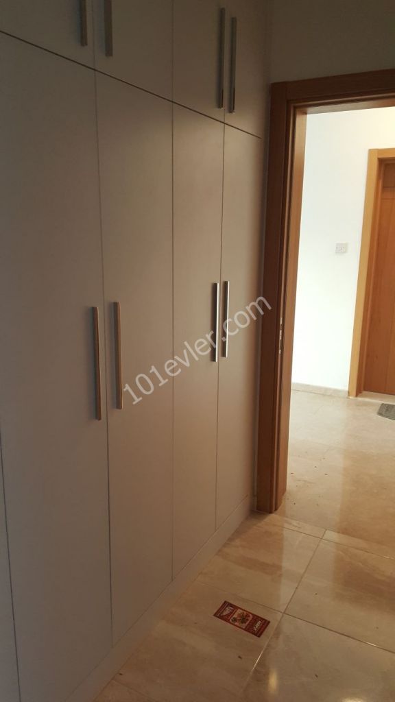 Flat For Sale in Girne Merkez, Kyrenia