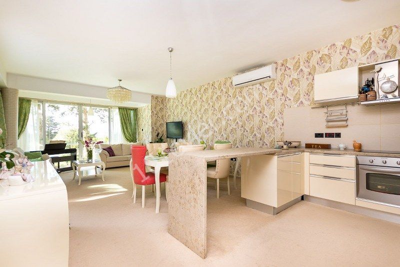 3  Bedroom Garden Apartment