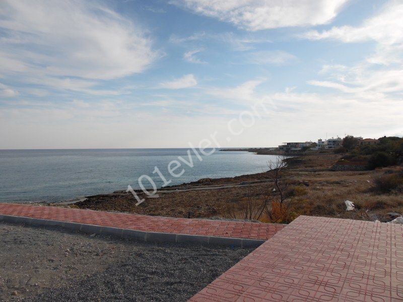 Einfamilienhaus Kaufen in Karşıyaka, Kyrenia