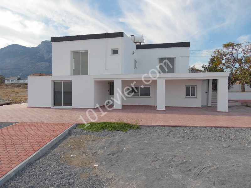 3 Bedroom Villa with its ownJetty