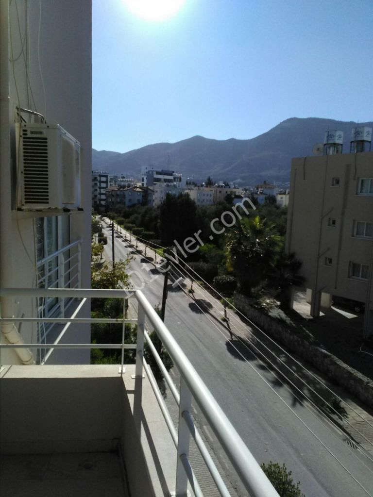 تخت برای اجاره in Girne Merkez, گیرنه