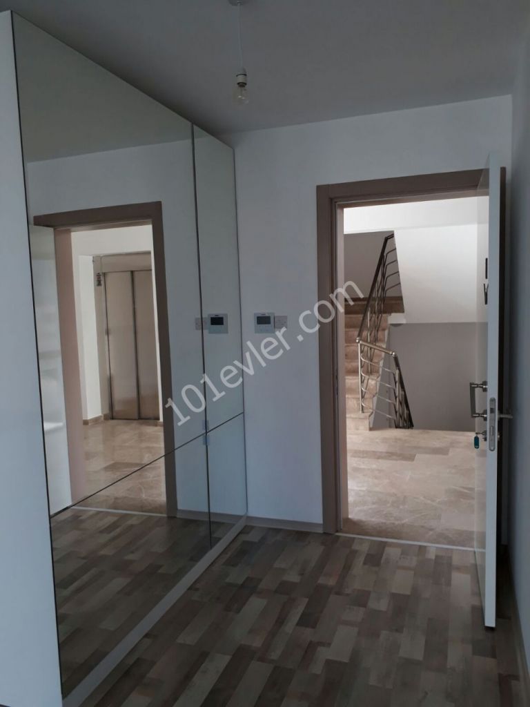 Flat For Sale in Girne Merkez, Kyrenia