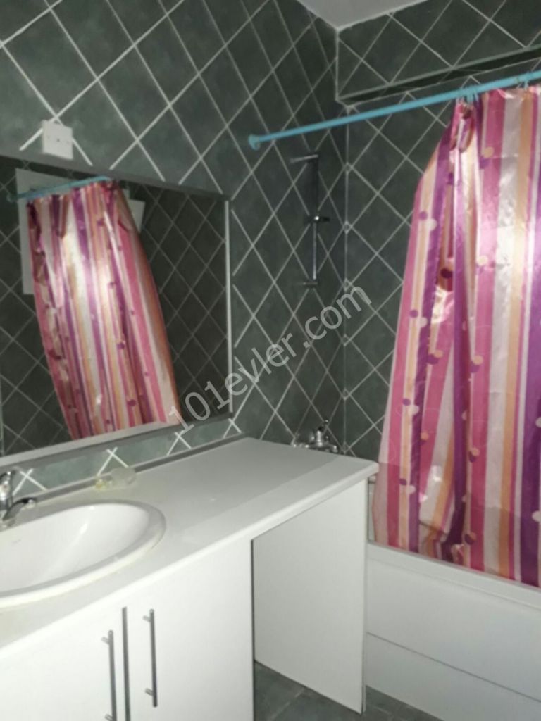 GİRNE MERKEZDE 1+1 DAİRE