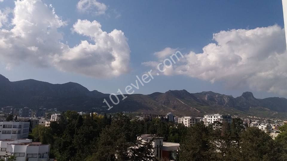 Flat For Sale in Girne Merkez, Kyrenia