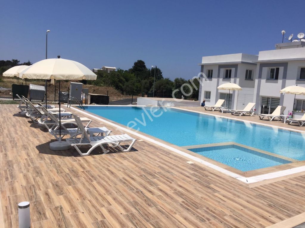 Flat For Sale in Karaoğlanoğlu, Kyrenia