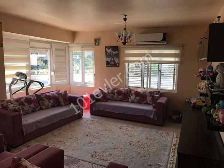 Flat For Sale in Girne Merkez, Kyrenia