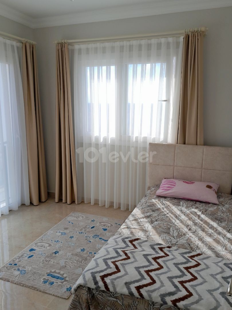 İSKELE – İSKELE MERKEZ -  DENİZ MANZARALI 2 + 1 DAİRE  *** £105.000 STG ***