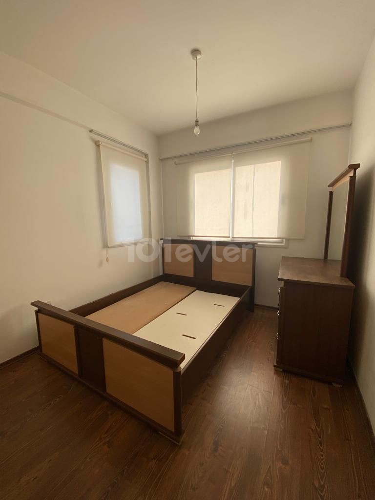 GAZİMAĞUSA’DA 2+1 EŞYALI- SATILIK DAİRE - ***£59.000*** 