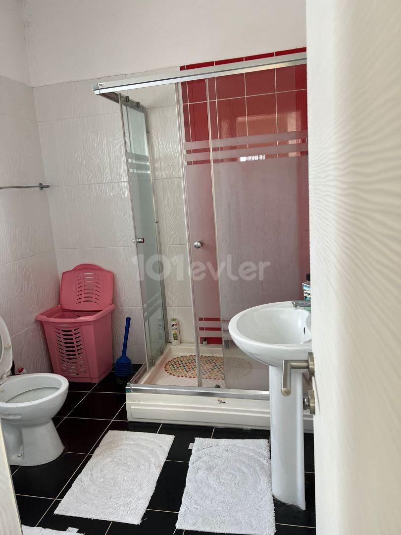 TUZLA 3 SCHLAFZIMMER VILLA - ***£275. 000***