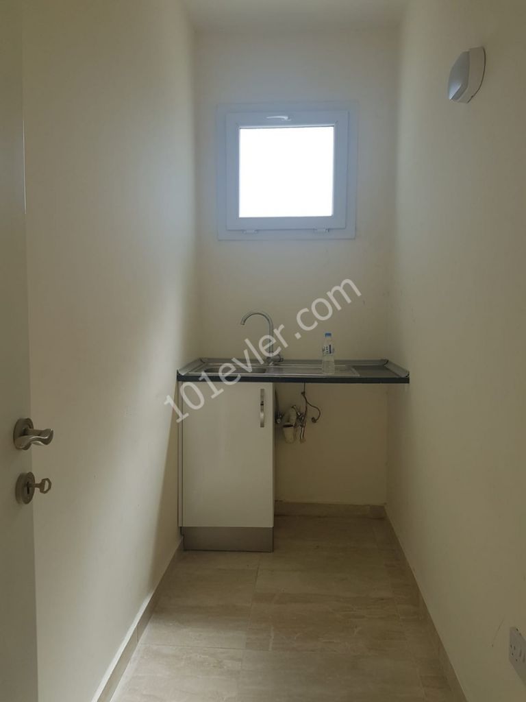 Apartment for sale in Kyrenia Center (Turkish title deeds)