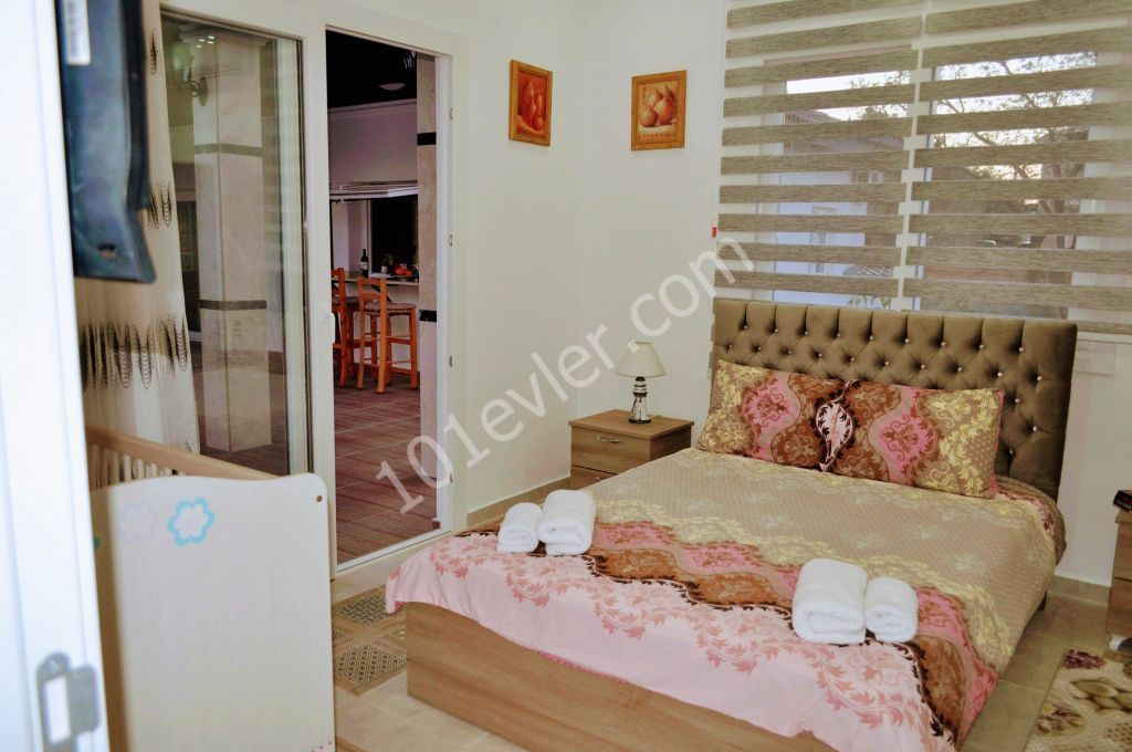 Girne Yeşiltepe 2+1 Villa Günluk Kiralık +90 533 882 55 99