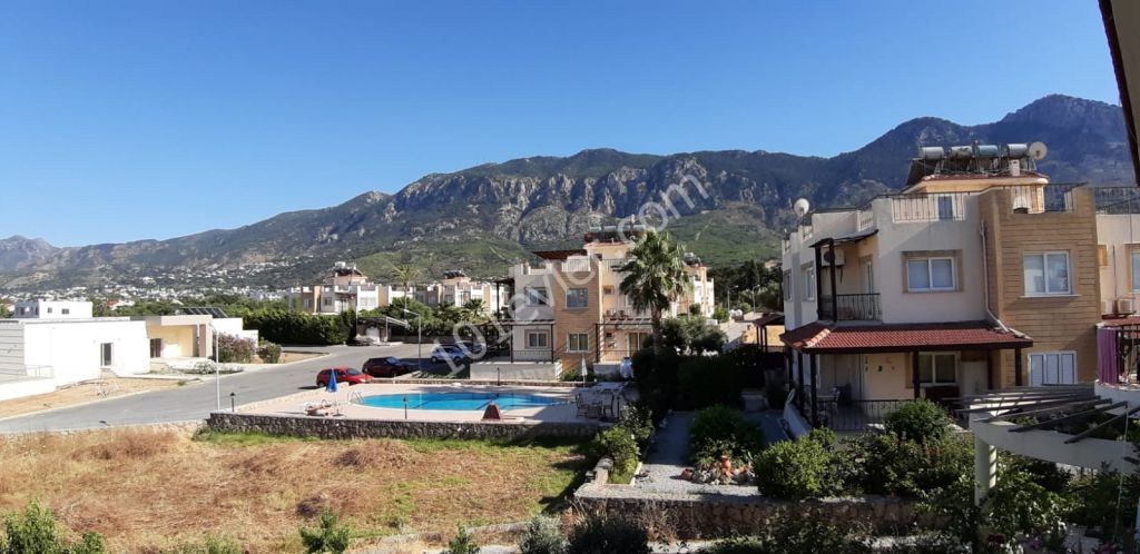 3+1 Penthouse for sale in Lapta (Kyrenia district)