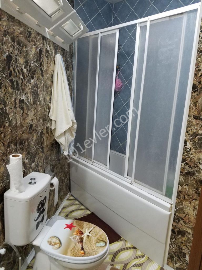 Girne Merkez'de 1+1 LUX Daire Kiralık +90 533 841 76 78