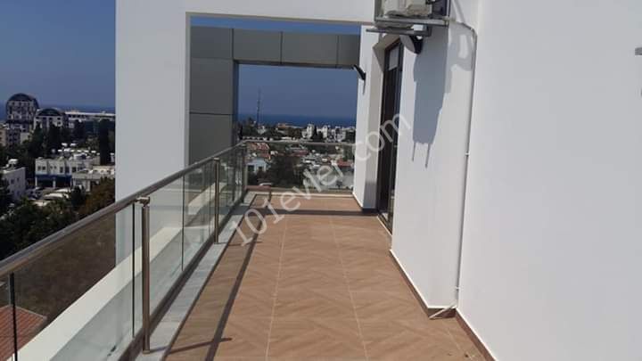 Penthouse Kaufen in Girne Merkez, Kyrenia