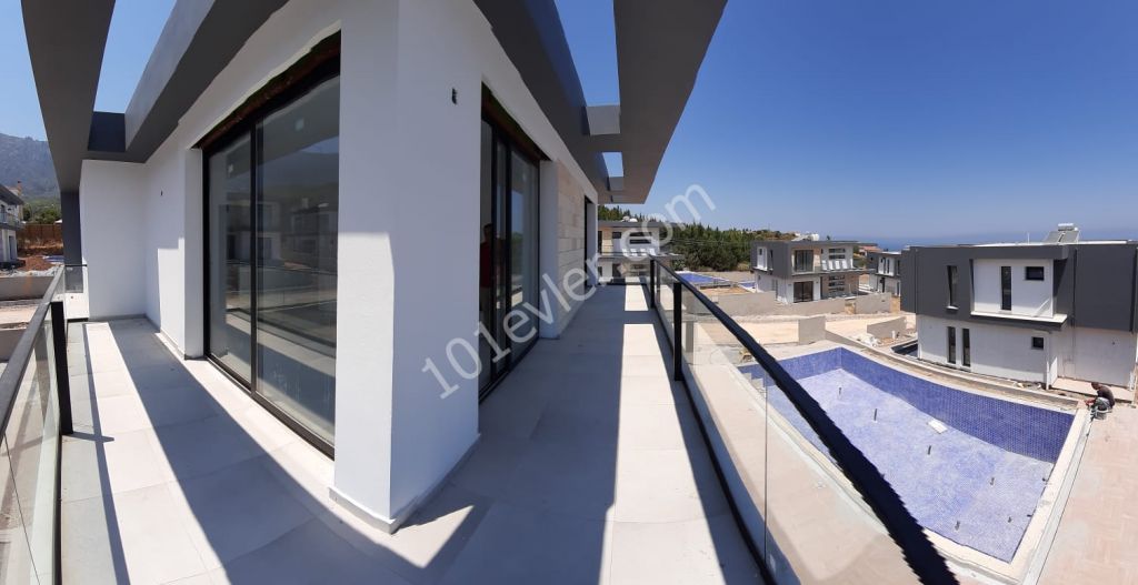 4 bedroom Villa for sale in Edremit 