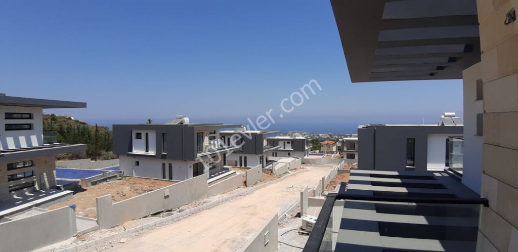 4 bedroom Villa for sale in Edremit 