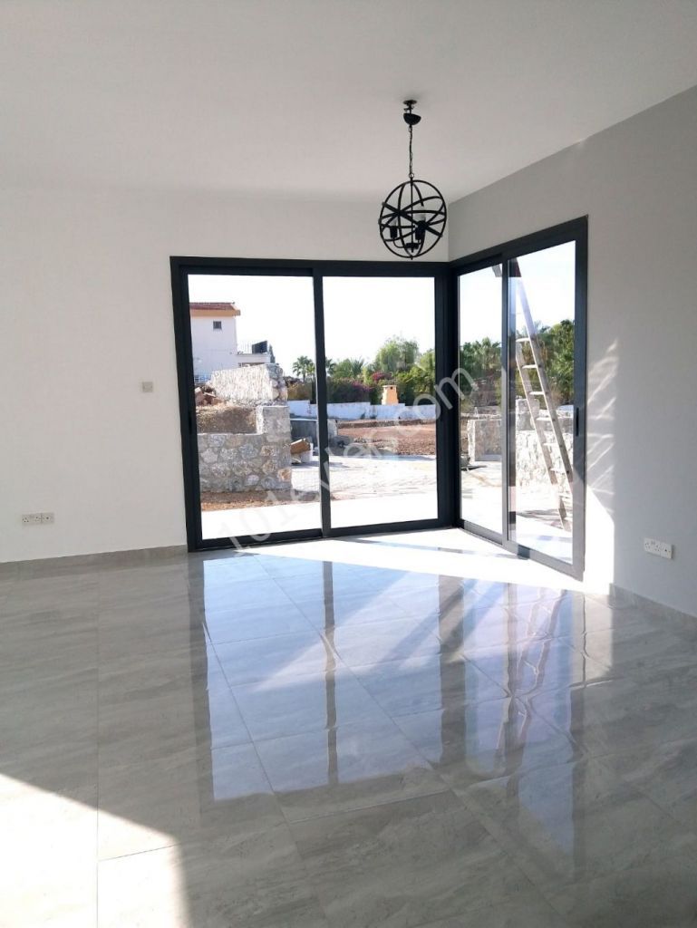 3 bedroom Villa for sale in Yeşiltepe (Kyrenia district)