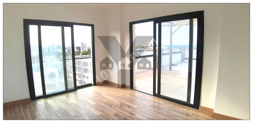 Girne Merkez'de 2+1 Penthouse Satılık 