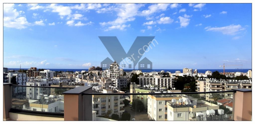 Girne Merkez'de 2+1 Penthouse Satılık 