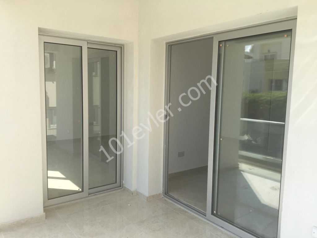 FRO SALE 2 BEDROOMS APARTMENT IN KYRENIA