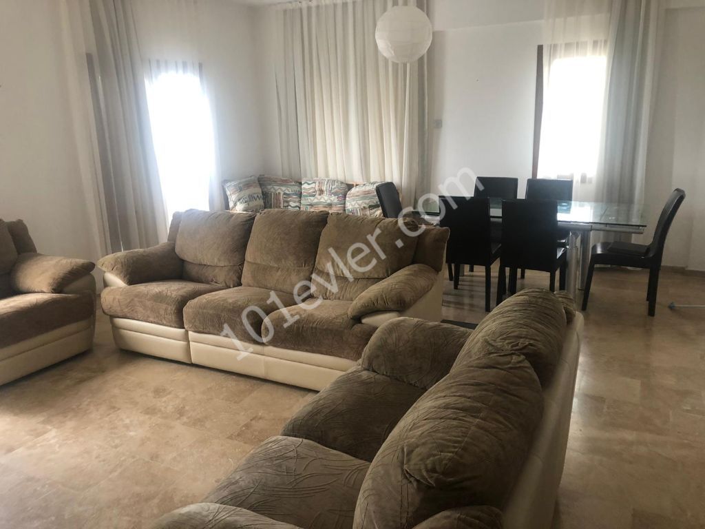 3 bedroom Apartment for rent in Yeşıltepe / Kyrenia