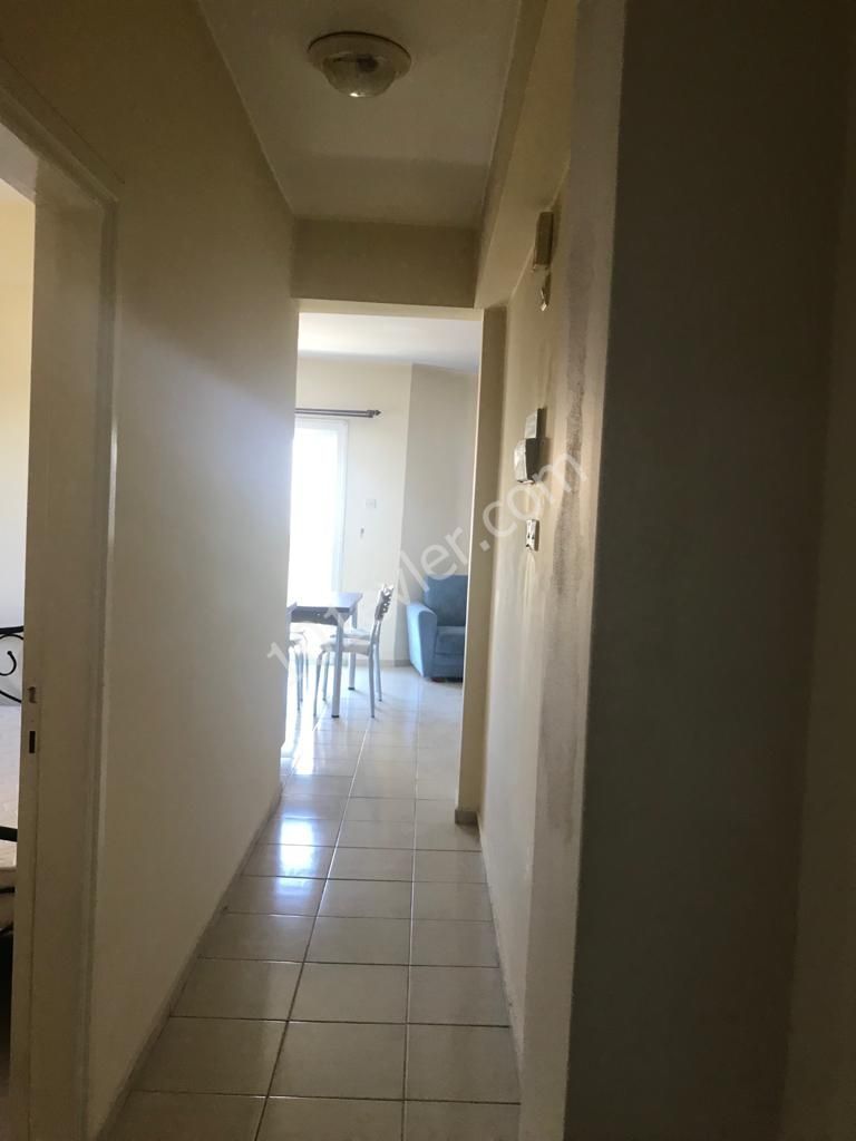 Girne Merkez'de Jasmine Court karşısında 2+1 Daire Kiralık