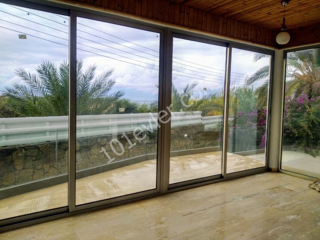 3 bedroom  Villa for sale in  Karaoğlanoğlu / Kyrenia