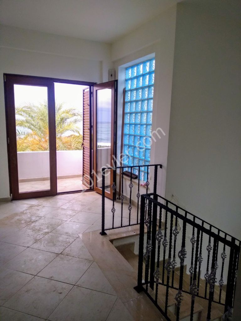 3 bedroom  Villa for sale in  Karaoğlanoğlu / Kyrenia